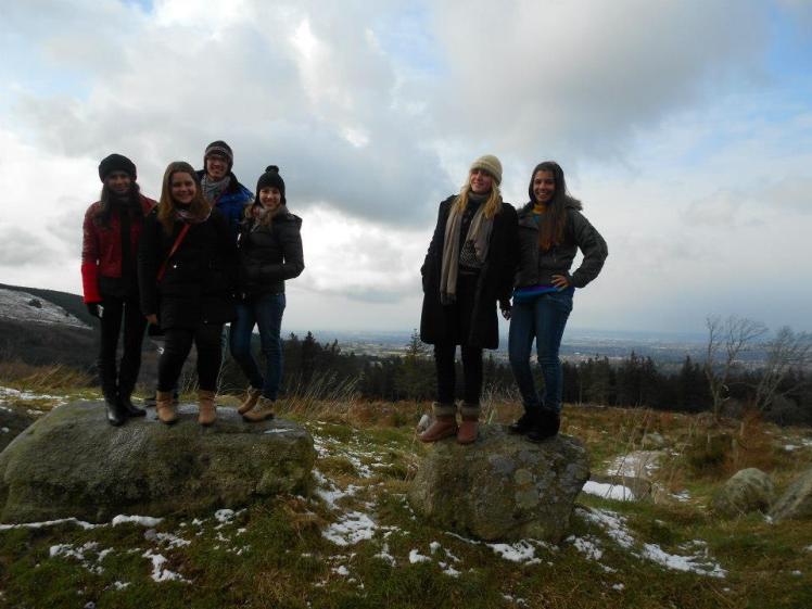 Bem na entrada estava assim, quase sem neve. 