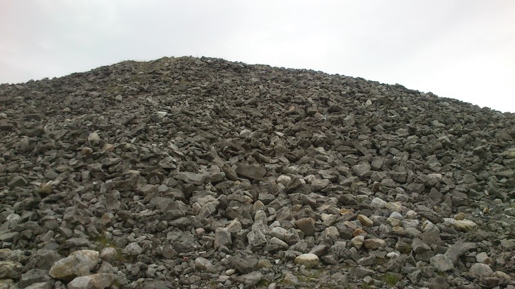 Montanha de pedras no topo da montanha