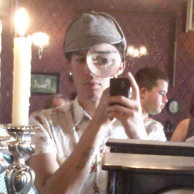 Eu, Sherlock.