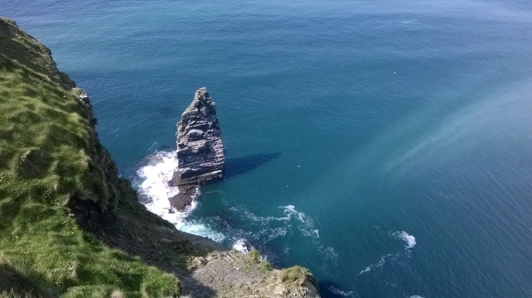 Direita - aqui que a cena da caverna do medalhão de HP 6 foi gravada!