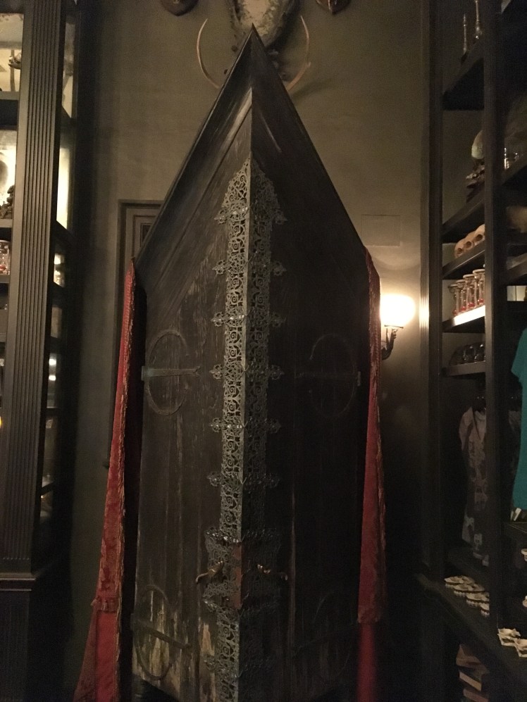 Armário que o Draco usou pra trazer os comensais pra Hogwarts